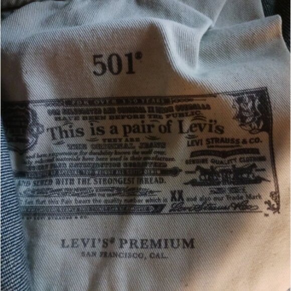 Levi's 501 Premium Denim Shorts Mens 31 Button Fly Cut-off Jeans Medium Wash NEW - Picture 9 of 14